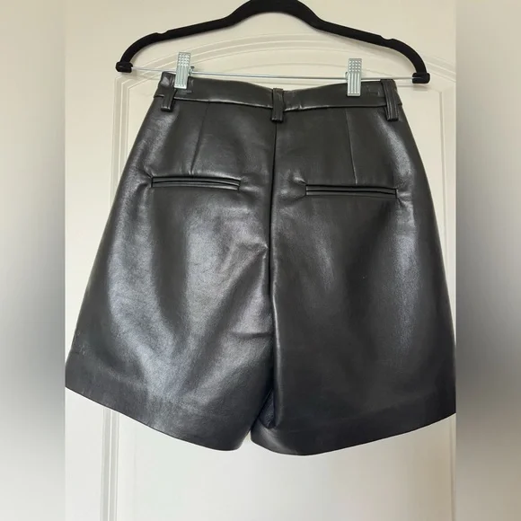 Anine Bing Black Leather women’s Shorts - Picture 4 of 4